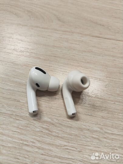 AirPods Pro (MWP22RU/A)