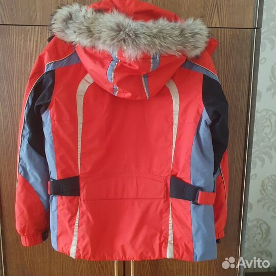 Куртка женская 46 спортивная