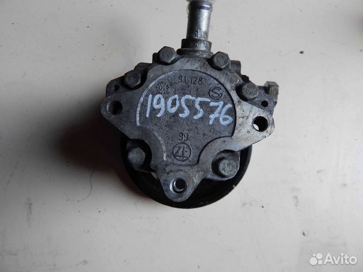 Насос гидроусилителя руля Audi A6 C6 (2004-2008)