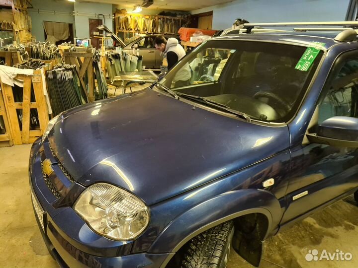 Лобовое стекло Fiat Grande Punto / Linea (2006)