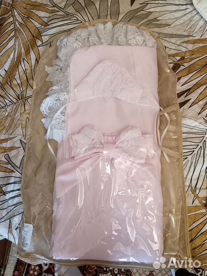 Конверт и костюмчик для девочки, на выписку