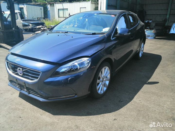 Вольво V40-3 2015 1,6Т По запчастям. 37 т/км Из Яп