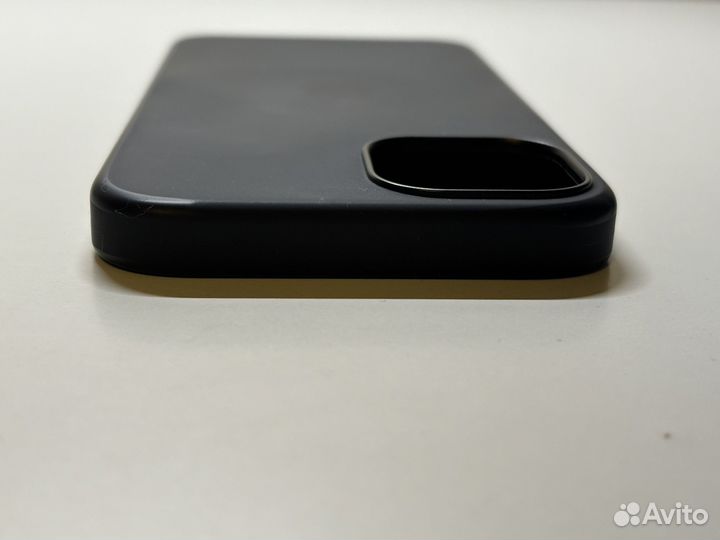 Оригинальныe чехлы на iPhone 13