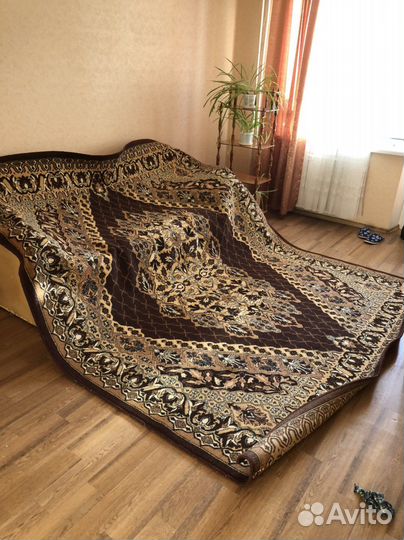 Шерстяной ковер 2,5 на 3 метра