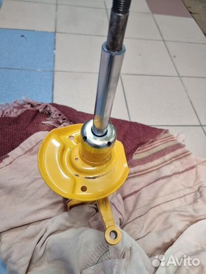 Стойка передняя на LADA Priora granta, Datsun