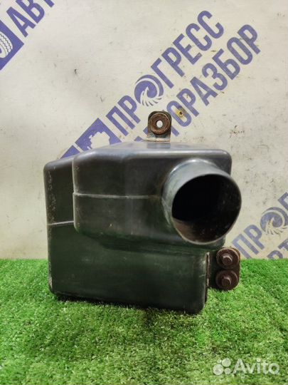 Резонатор воздушного фильтра Kia Spectra седан 1.6