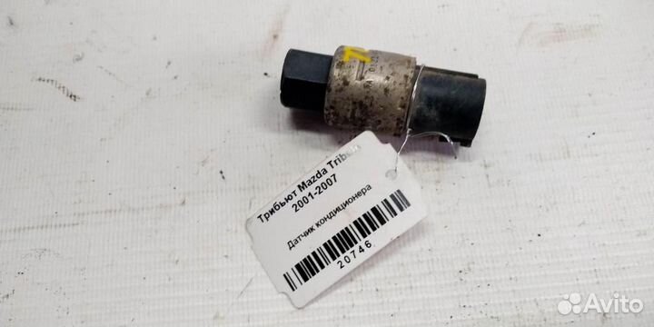 Датчик кондиционера Mazda Tribute 01-07г