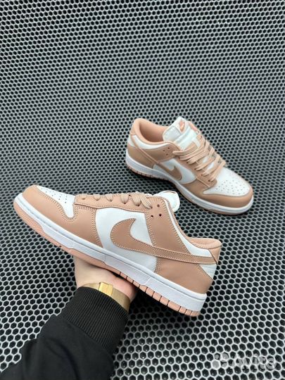 Кроссовки Nike Dunk Low 