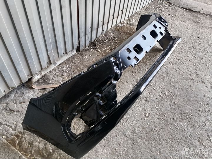 Передний бампер LADA Granta