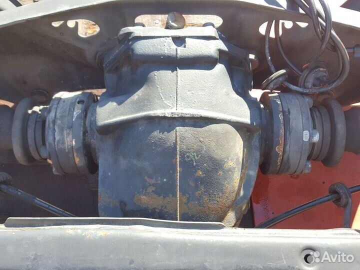 Подрамник задний на Mercedes-Benz W202