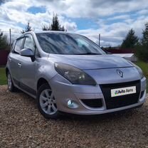 Renault Scenic 1.5 MT, 2010, 285 000 км, с пробегом, цена 725 000 руб.