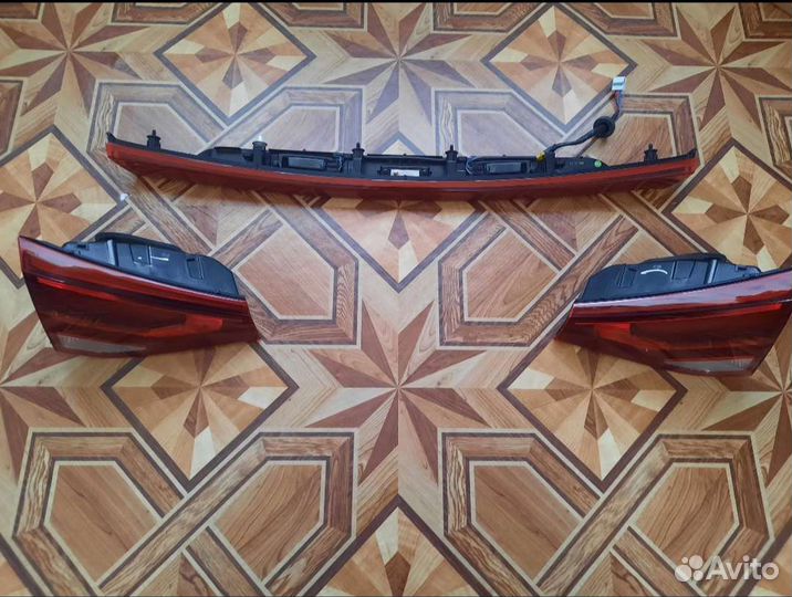 Задние фары в крышку багажника на Kia Rio x-line