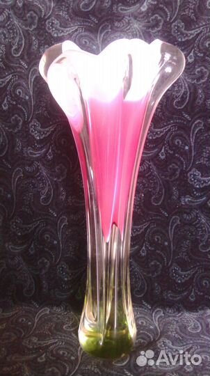 Ваза цветное стекло интерьерная/для цветов