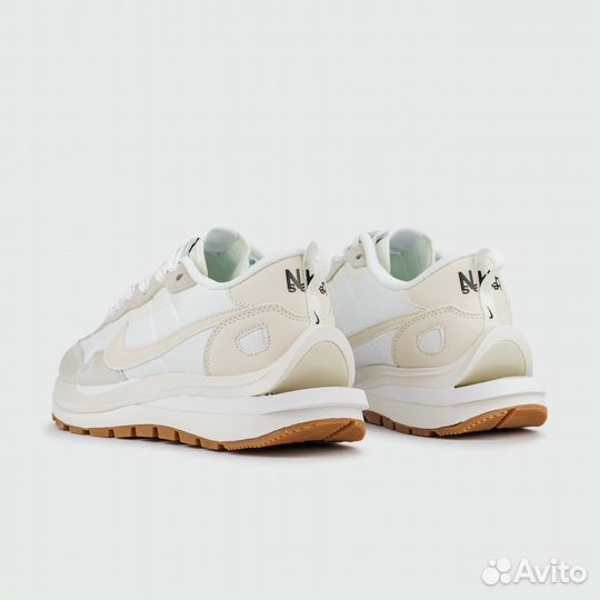 Кроссовки Nike Vapor Waffle x Sacai White / Gum