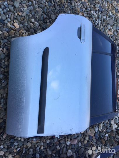 Mazda premacy 2003 2.0 Дверь правая