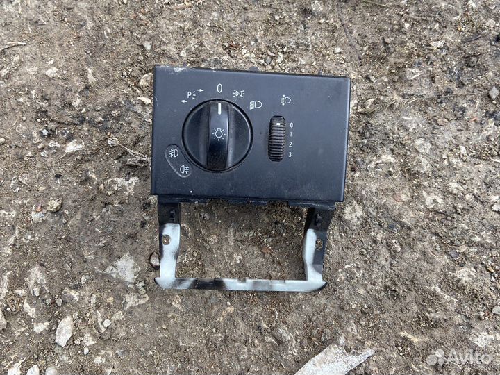 Переключения света фар Mercedes vito