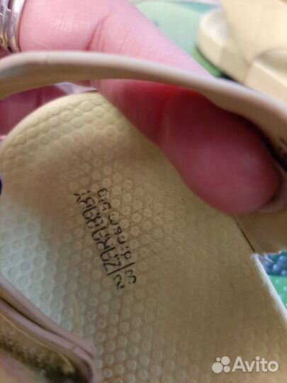 Босоножки zara