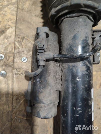 Пневмоамортизатор передний правый Bmw 7-Series G12