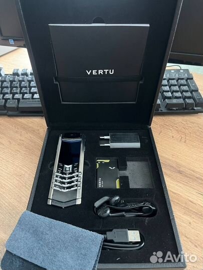 Телефон Vertu