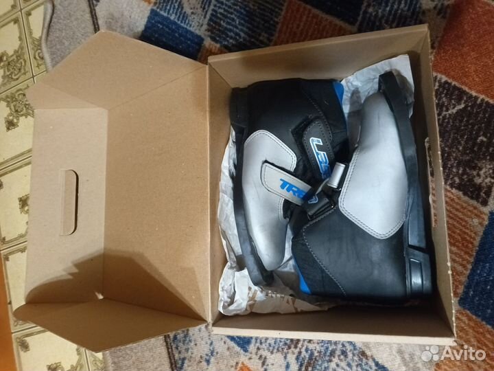 Продам ложные ботинки