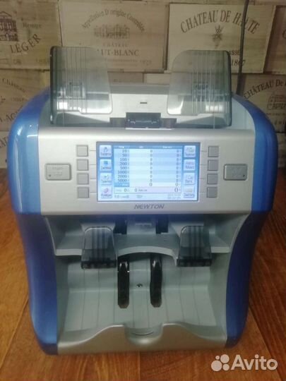 Счетчик купюр kisan Newton II