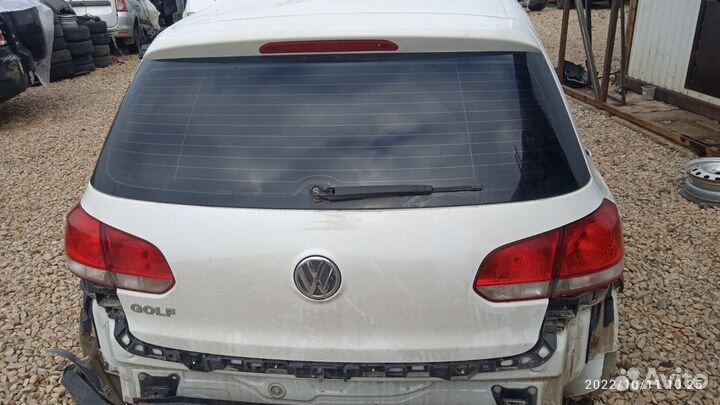 Volkswagen Golf 6 крышка багажника
