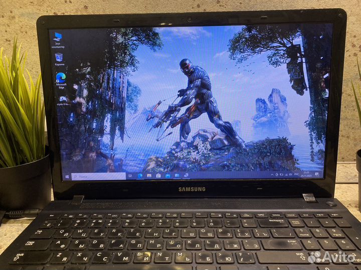 Быстрый ноутбук Samsung 2 видеокарты