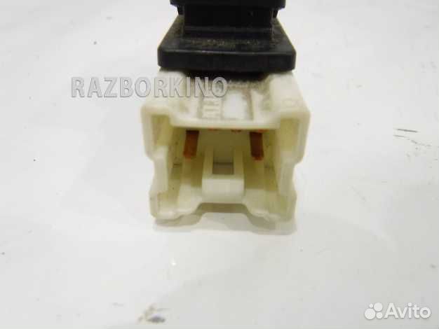 Кнопка стеклоподъемника