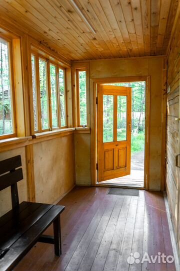 Отдых на берегу озера Арахлей