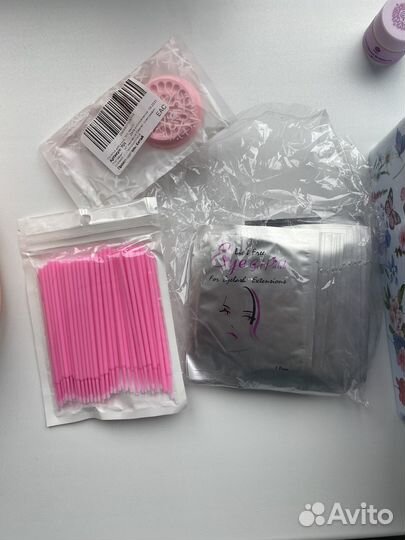 Для наращивания ресниц