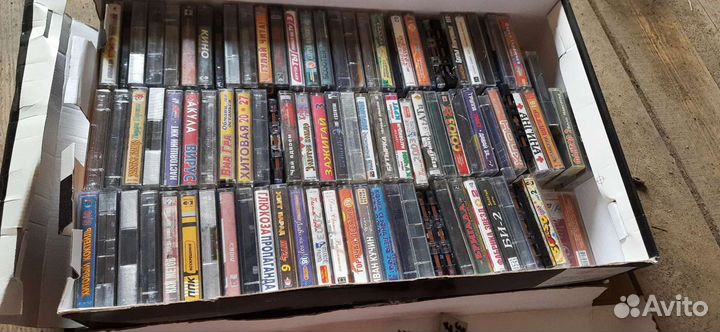 Продам два DVD,диски и касеты