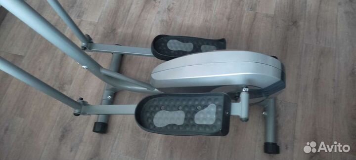 Тренажер carbon e200