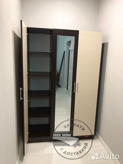 Шкаф распашной