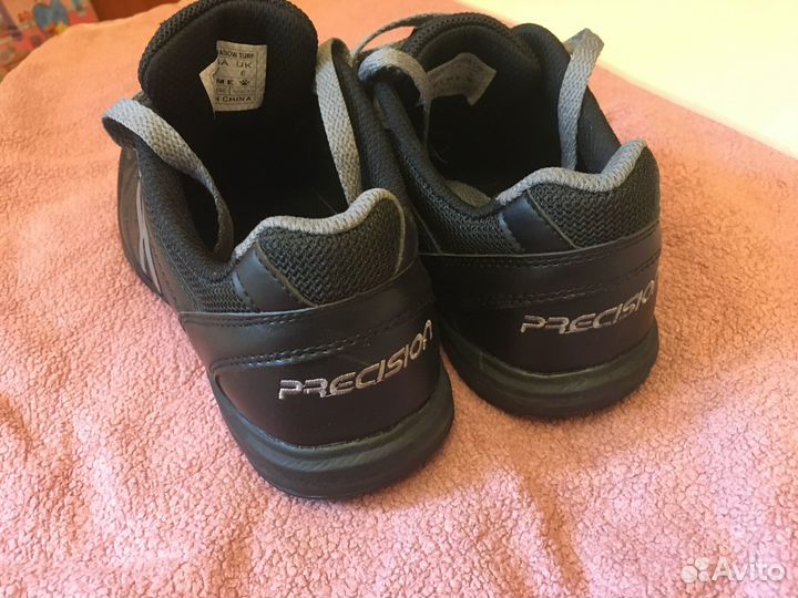 Кроссовки-бутсы Kelme