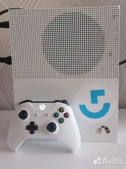 Игровая приставка xbox one s