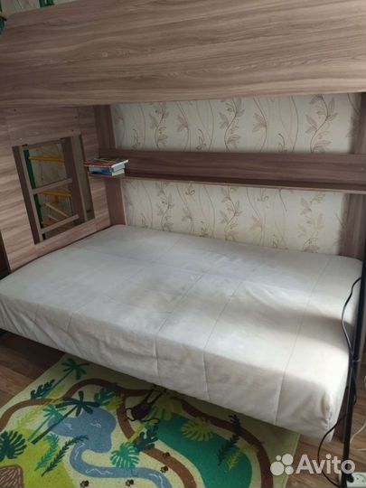 Двухъярусная кровать с диваном бу