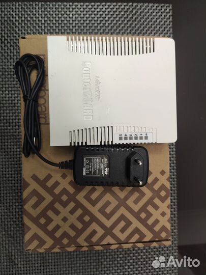 Wi-Fi роутер MikroTik RB951Ui-2HnD