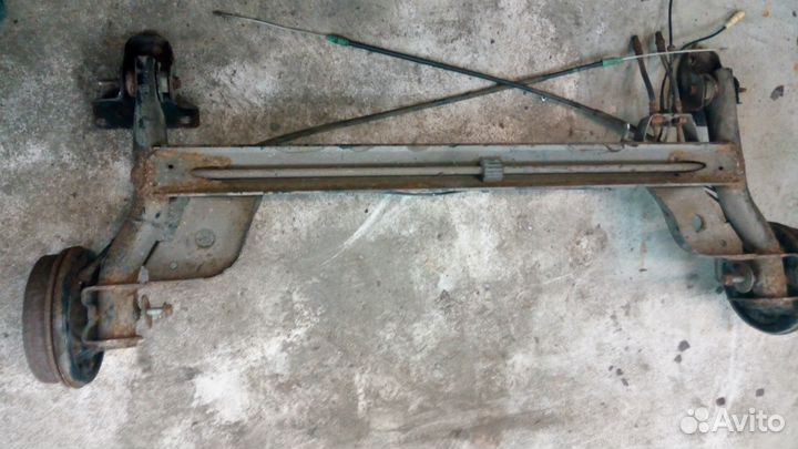 Задняя балка рено симбол 2 (2010 г.в.)