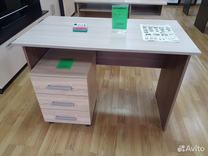 Стол письменный с доставкой