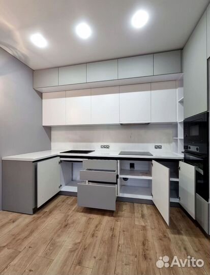 Практичные кухни для маленьких помещений