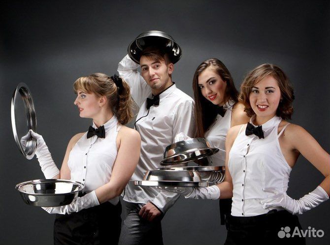 Требуются официант