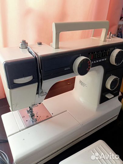 Швейная машинка janome бу