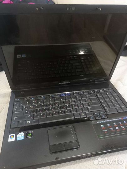Ноутбук Samsung r700