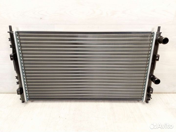 Радиатор охлаждения Volga Siber 2008-2010