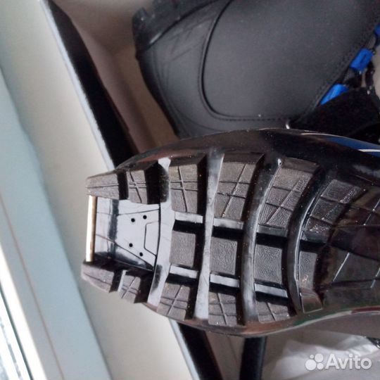 Лыжные ботинки 40р