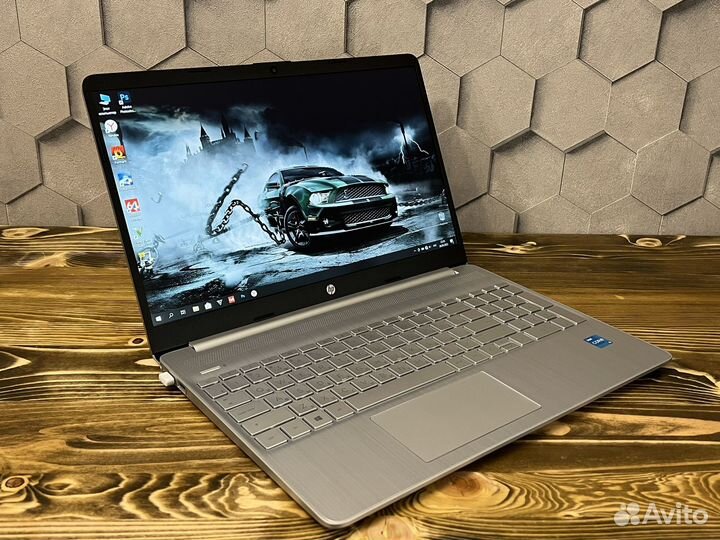 NEW HP Intel i3 11th/FHD IPS/8Ram+/SSD NVMe