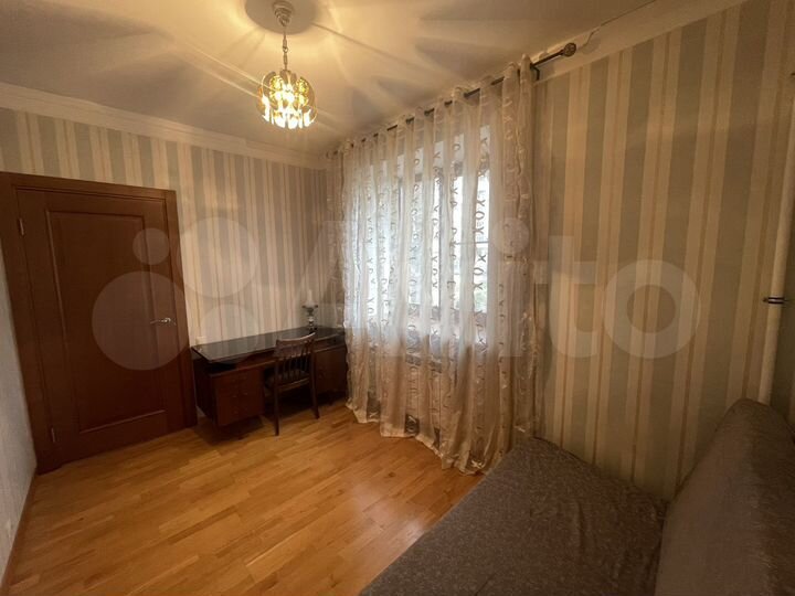 4-к. квартира, 61,2 м², 2/5 эт.