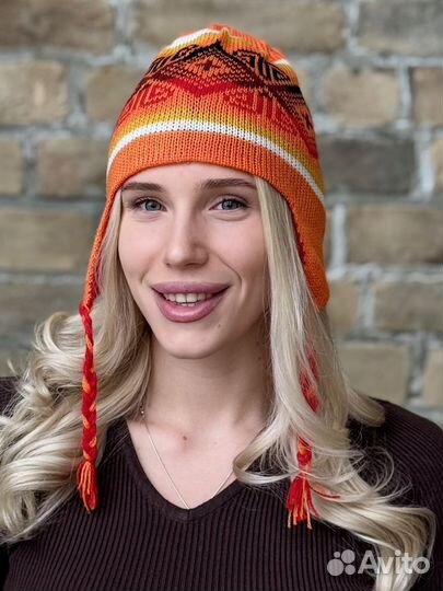 Женская вязаная шапка шерсть альпака двусторонняя Чульо Дос цвет красный-оранжевый