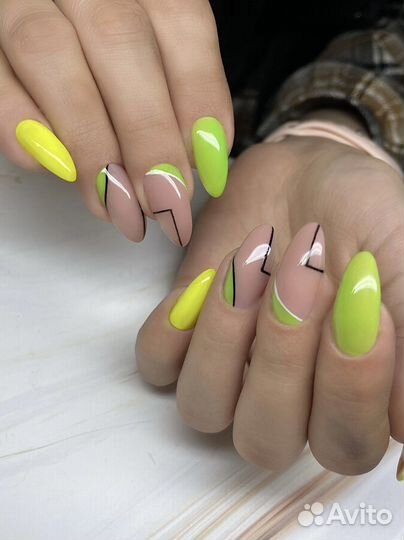 Маникюр с покрытием гель-лак
