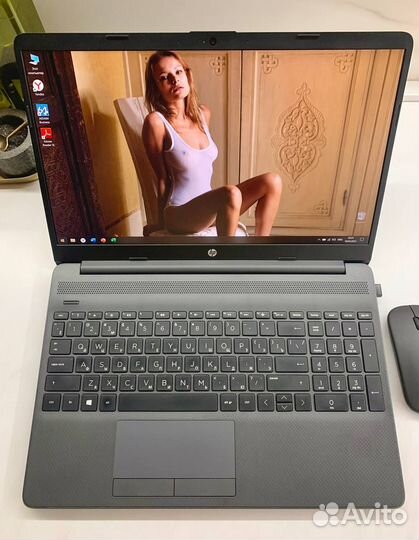 HP 2022г/ Full HD IPS/ Intel Core i3/ 16GB/ 512GB